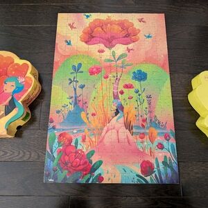 LIKE NEW 200 Piece Wooden puzzle, by Vilac France